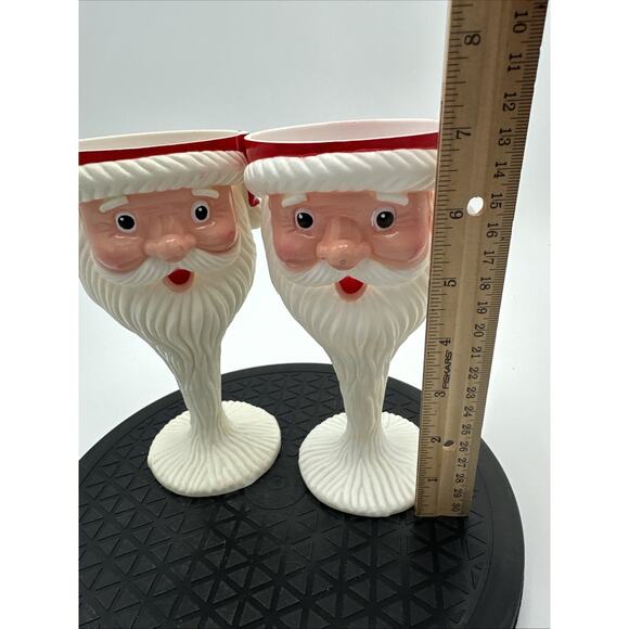 Set Of 2 Vintage Plastic Santa Christmas Goblet Stem Cup - Picture 2 of 7